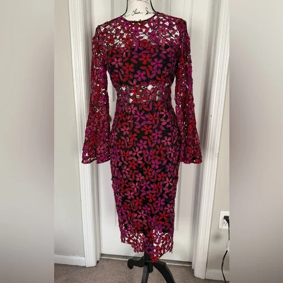 Shoshanna Dyer Dress in Fuchsia Textured Floral Cut Out Size 4 - Picture 4 of 9